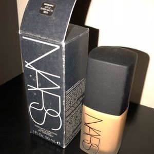 NARS Sheer Matte Foundation